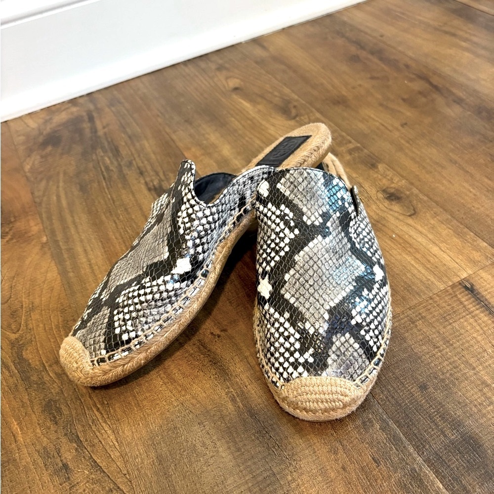 Tory Burch Women's Embossed Leather Espadrille Mules Size 10